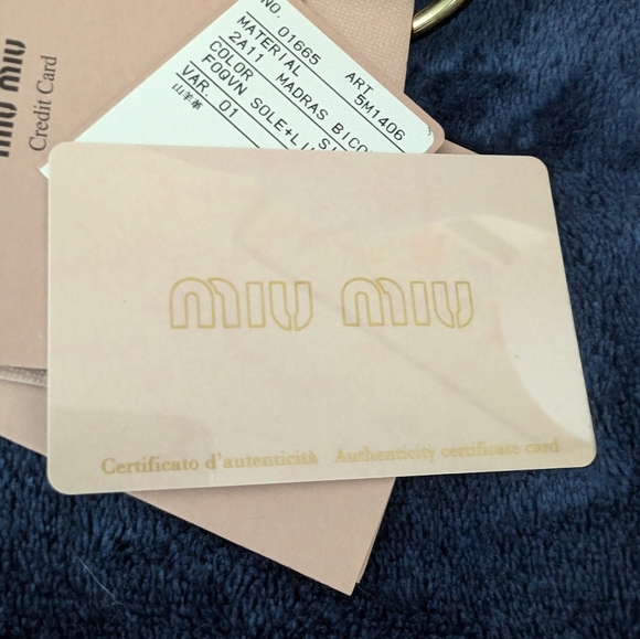 Miu Miu Madres Bicolor long wallet- YELLOW AND Gold, vintage & includes COA - Picture 2 of 14